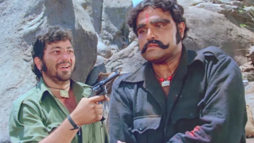 Kamal Haasan Makes A Brutally Honest Confession About Amitabh Bachchan's  Sholay & It Might Stir A Debate: 